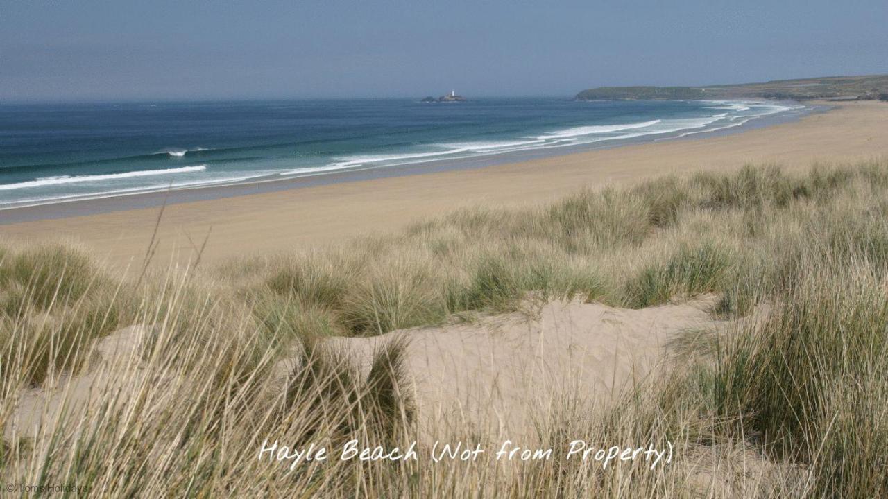 82 Strawberry Hill, Tolroy Manor Holiday home